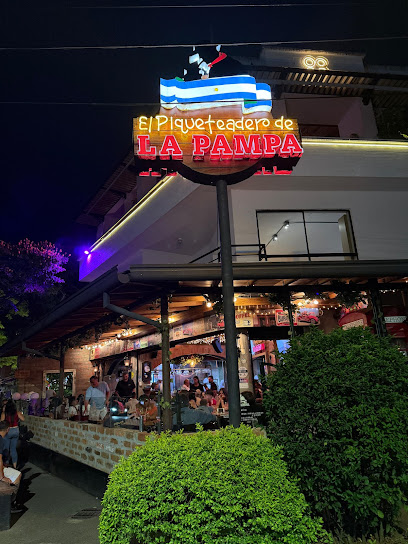 La Pampa Parrilla Argentina (Laureles, Primer Parque) - Restaurantes Medellín - Musica en Vivo