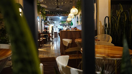 Alba Pizzería Lounge & Café en Laureles